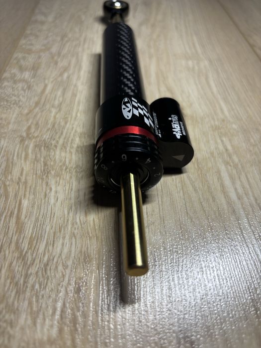 Amortyzator skrętu 252mm