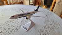 Model Samolotu BOEING B737-800 Linii RYANAIR