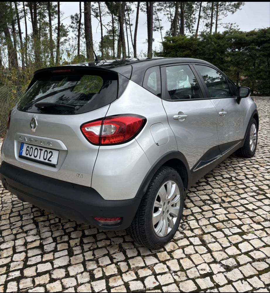 Renault captur 1.5c 110cv Diesel caixa manual 105 mil kms