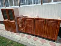 Меблі для кухні в ідеальному стані