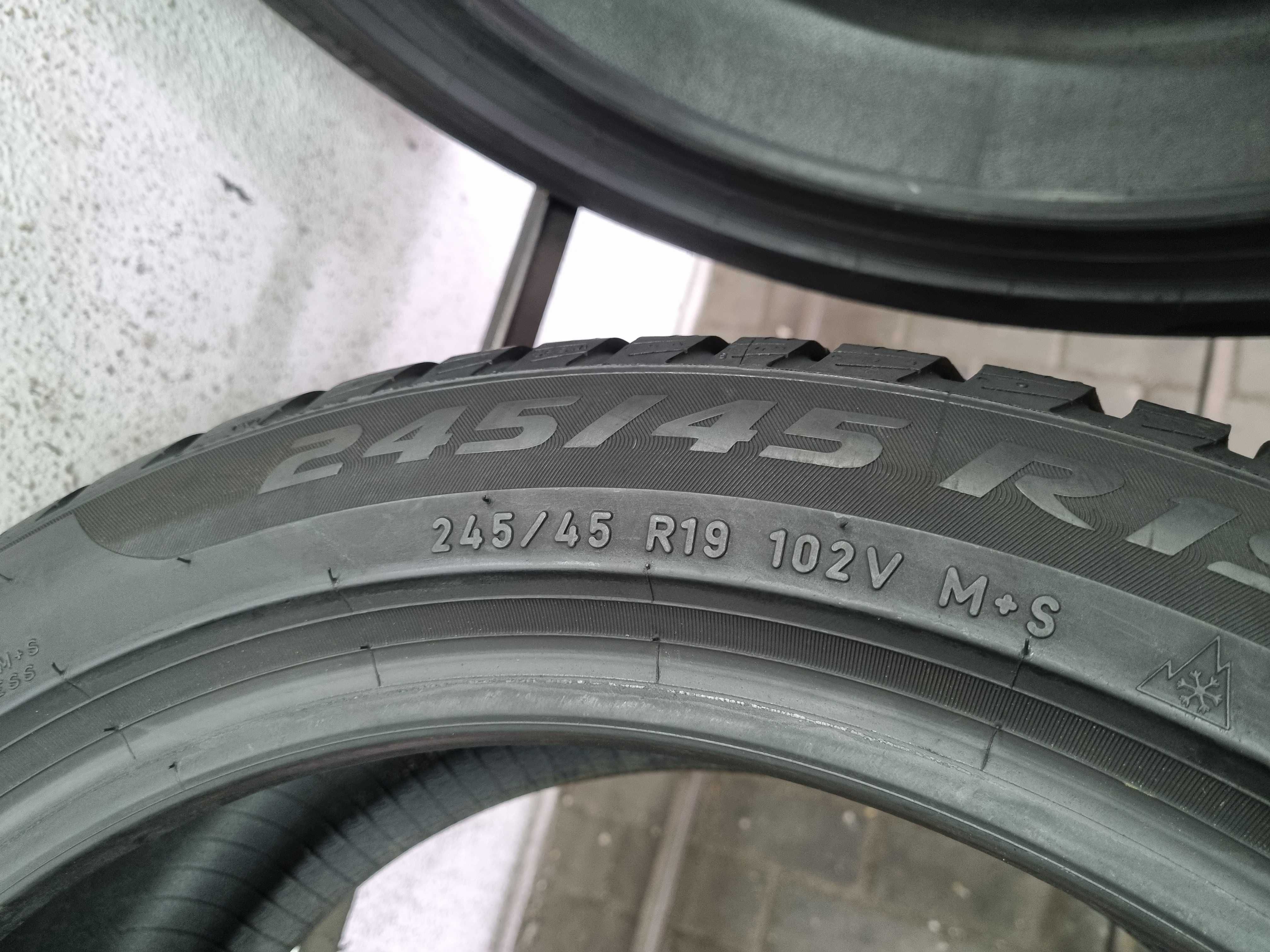 245/45/19 102V Pirelli Winter Sotto Zero 3 AO PARA MONTAŻ WYSYŁKA