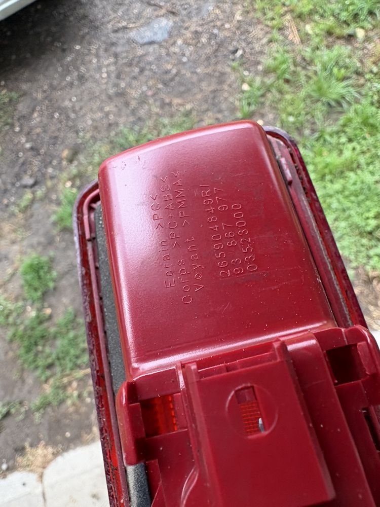 Swiatło lampa stop renault trafic III 2016-