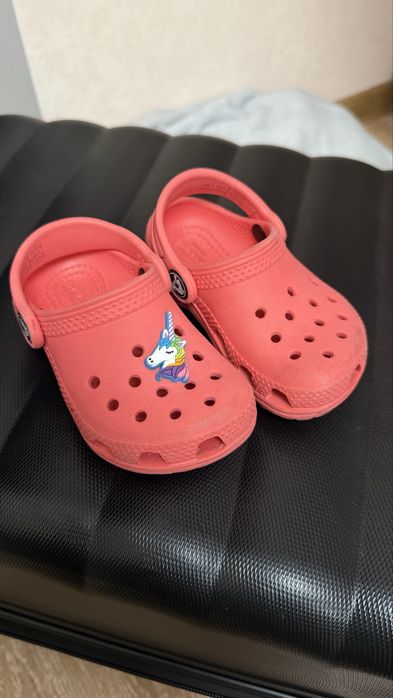 Продам дитячі crocs