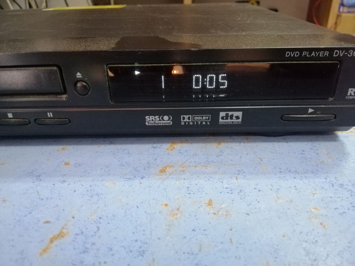 Pioneer  DV-360.  dvd  програвач дисків з Німеччини