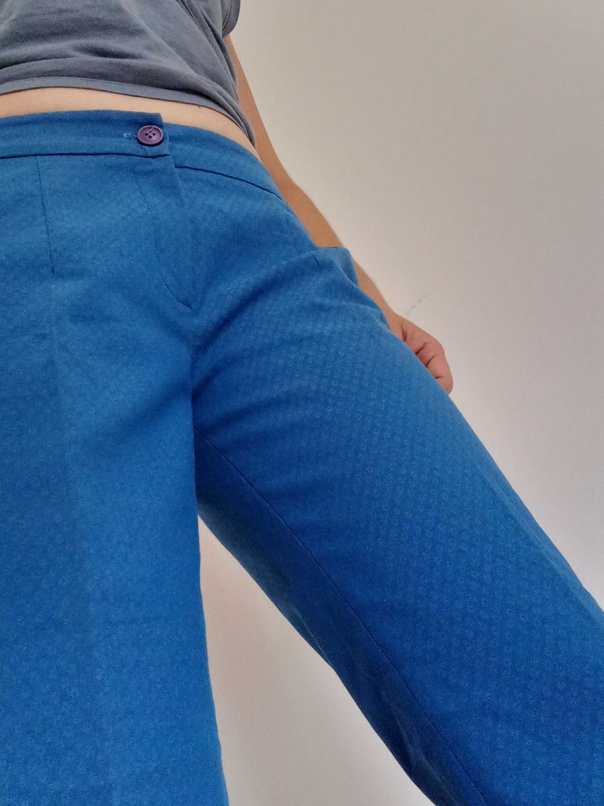 Klasyczne spodnie damskie marki Sisline rozmiar L