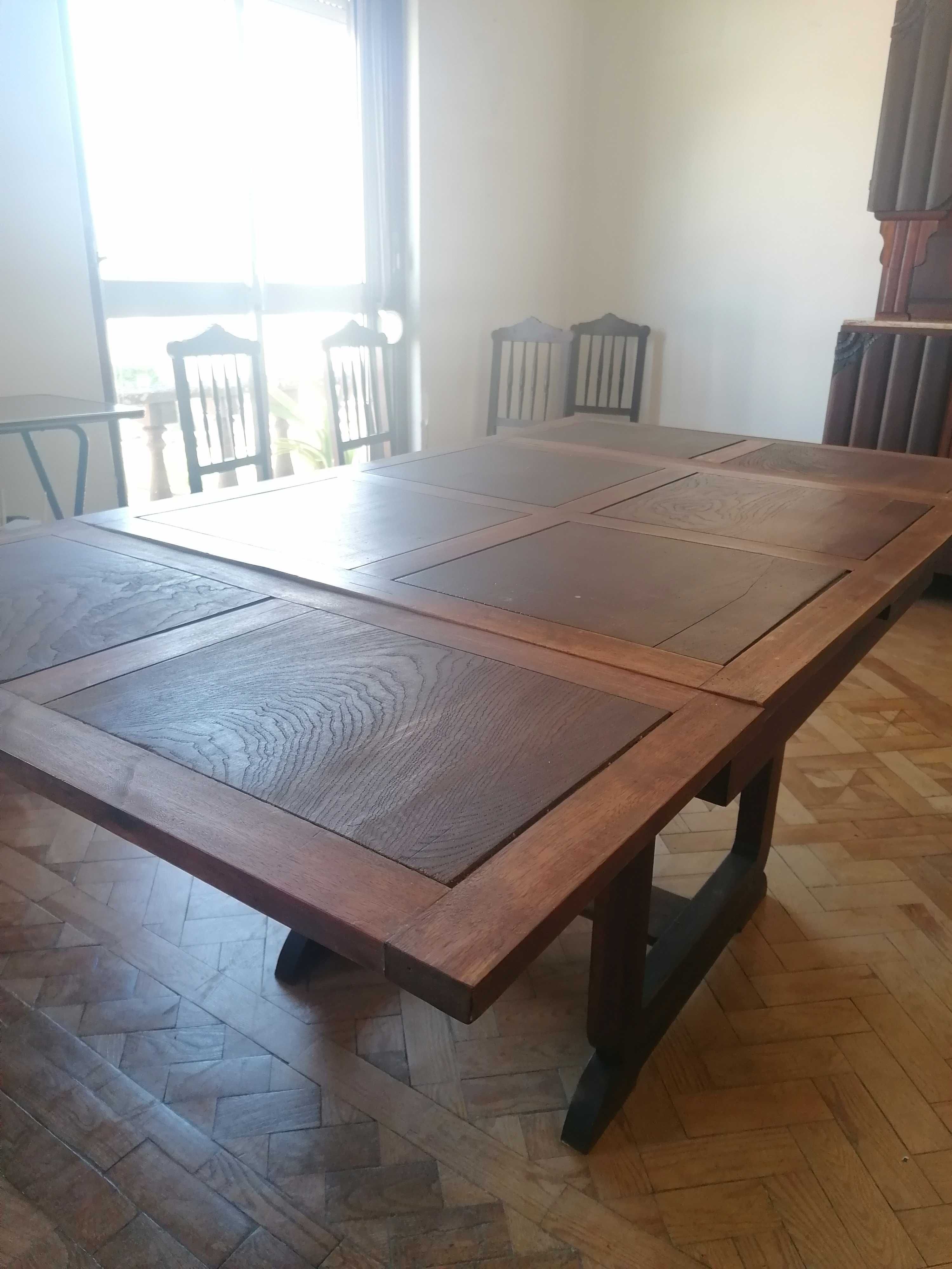 Conjunto Mesa de sala antiga extensível com 6 cadeiras