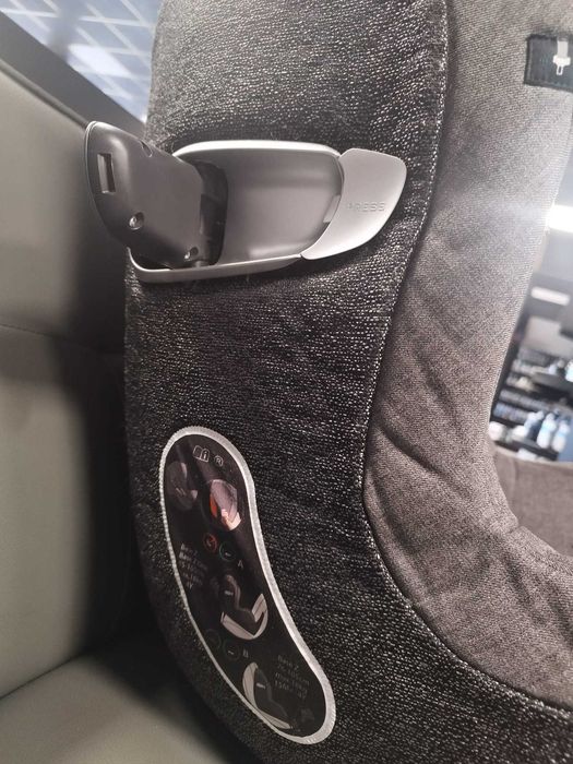 Fotelik samochodowy CYBEX Base Z z BAZĄ