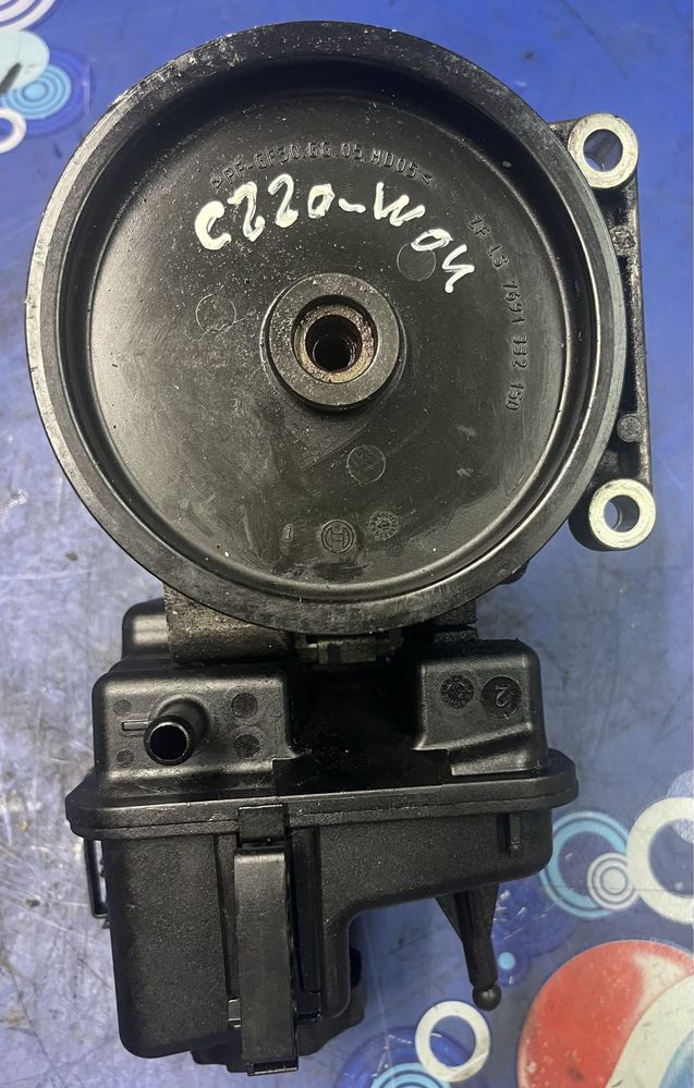 Bomba de direcao mercedes w204
