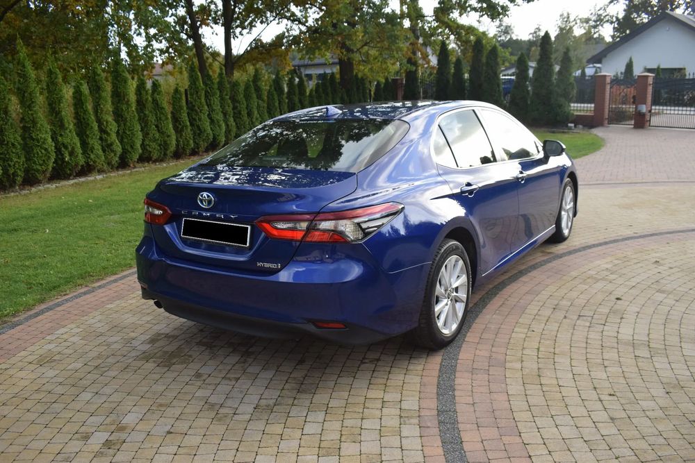 Toyota Camry 2.5 Hybrid Comfort CVT, Salon PL, FV 23