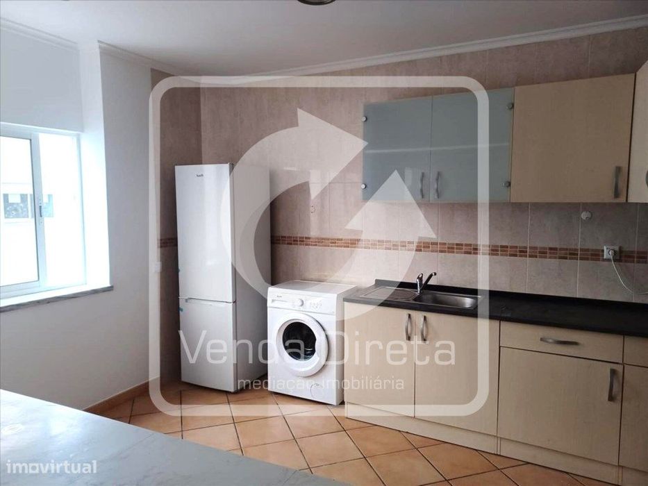 Apartamento T3 no Centro de Alhos Vedros - A 3 min da Estação | Exc...