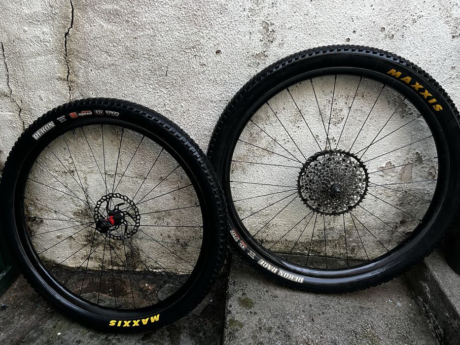 Rodas BTT de carbono 240