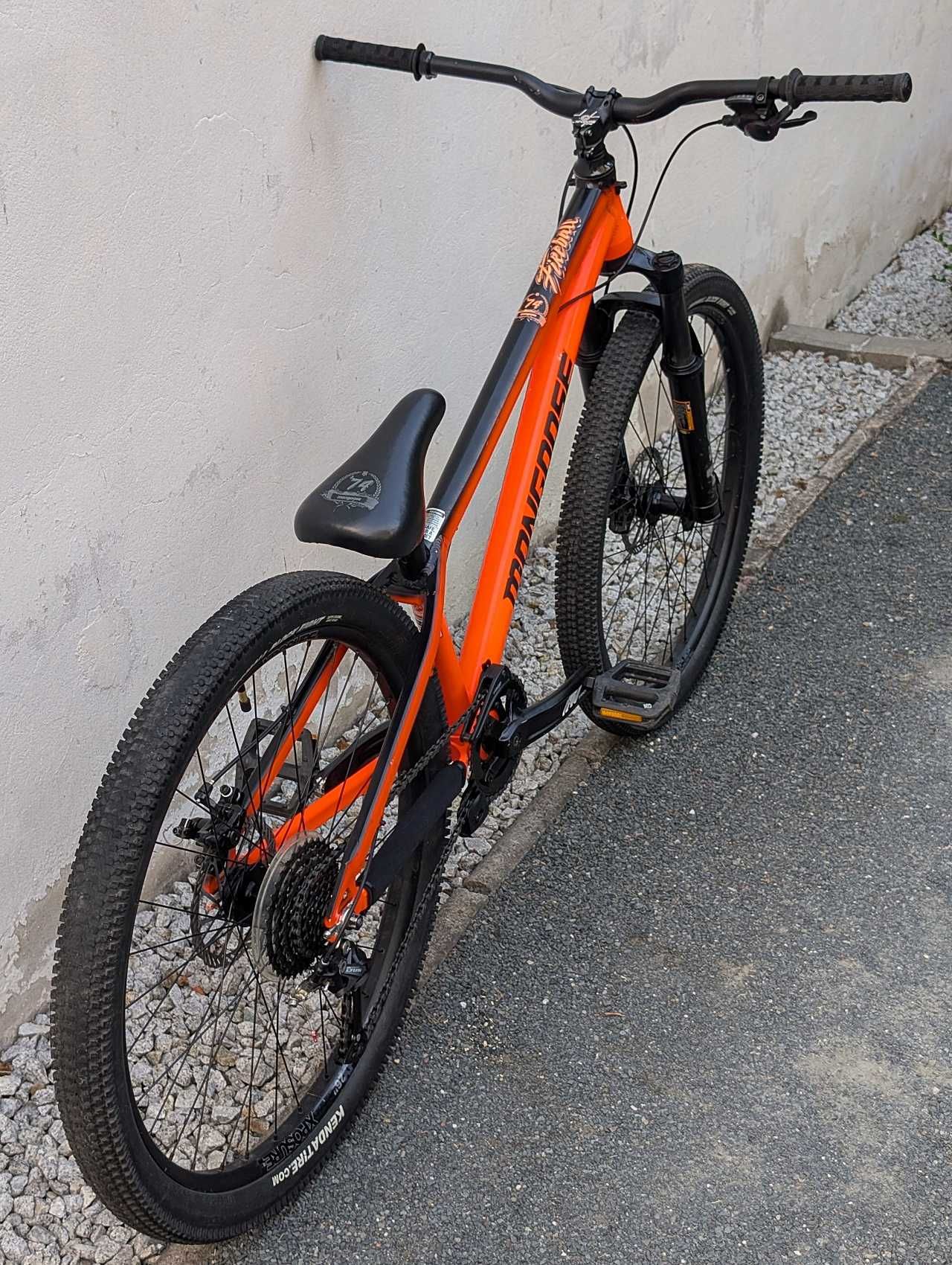 Rower Mongoose Fireball 26 Orange Dirt Street
