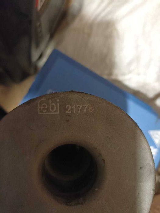 Сайленблок кабіни мерседес Аксор axor