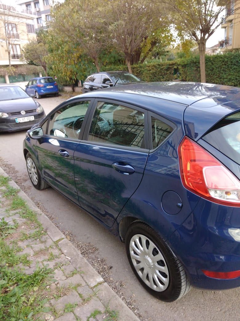 Продам автомобиль Ford fiesta 2016