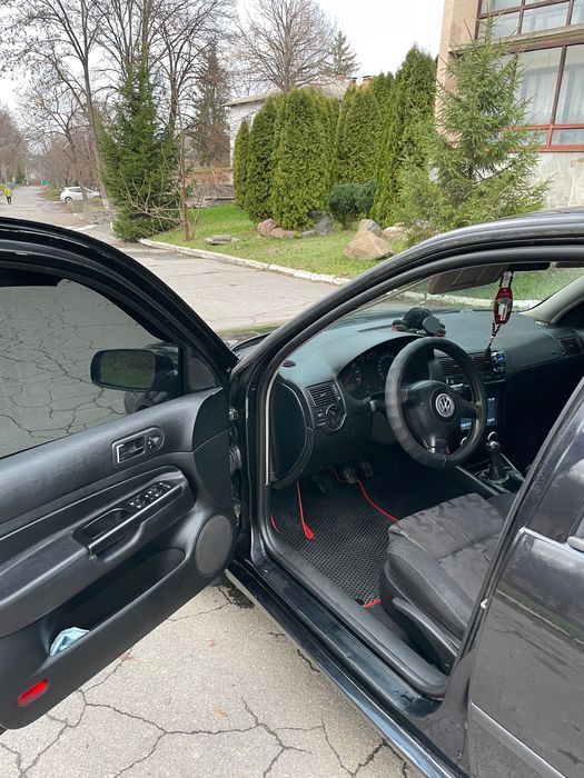 Продам гольф 4 1.8