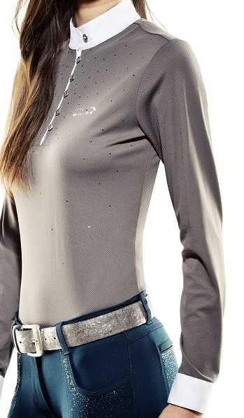 Polo de senhora para provas de equitação