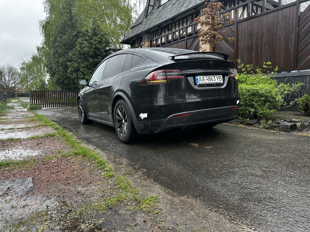 Продам Tesla X 90D