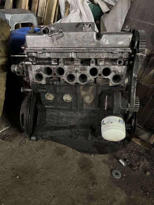 Продам Двигун 21083