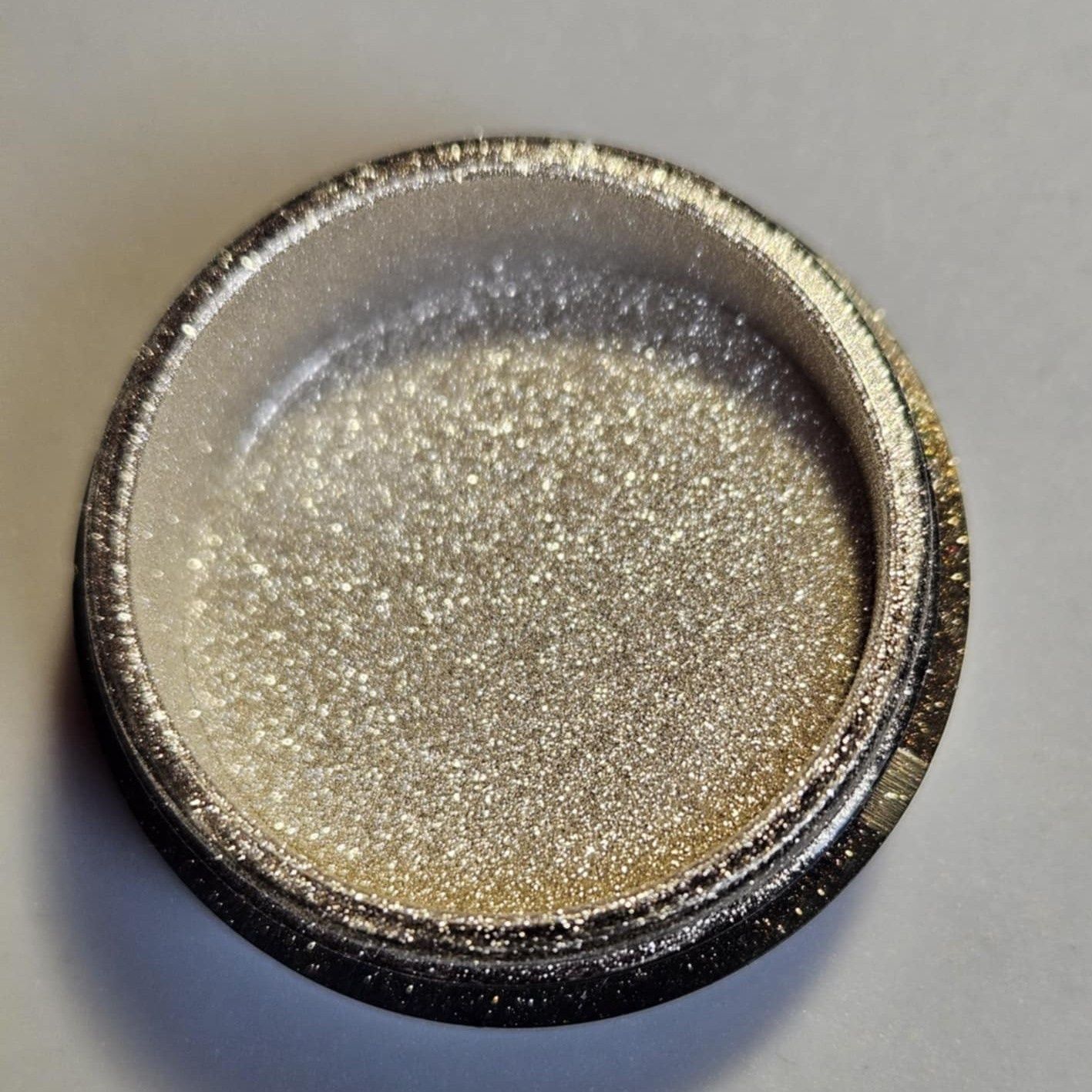 Pyłki Indigo MetalManix Multichrome Alepaznokcie HOLO Czerwony Złoty