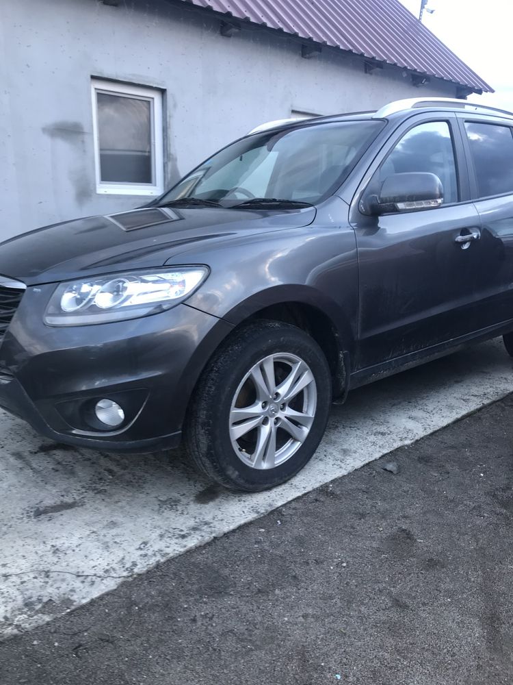 Бампер Санта фе Hyundai Santa Fe 2006-2012 рік D4HB рестайлінг