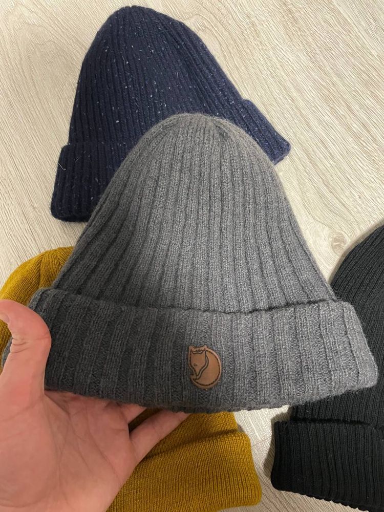 Шапка бини зимняя Puma, New Balance, Barbour, Stussy, Fjallraven