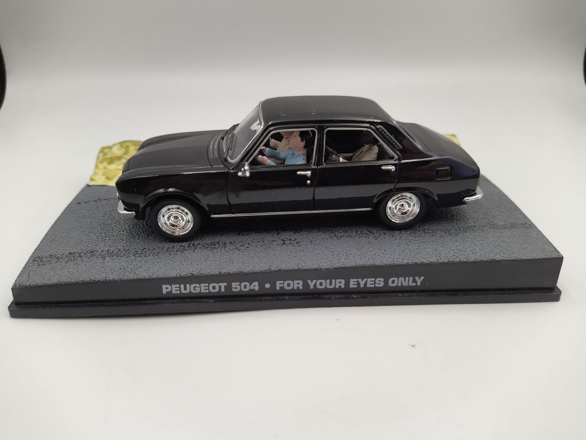 Peugeot 504 James Bond collection Eaglemoss 1:43