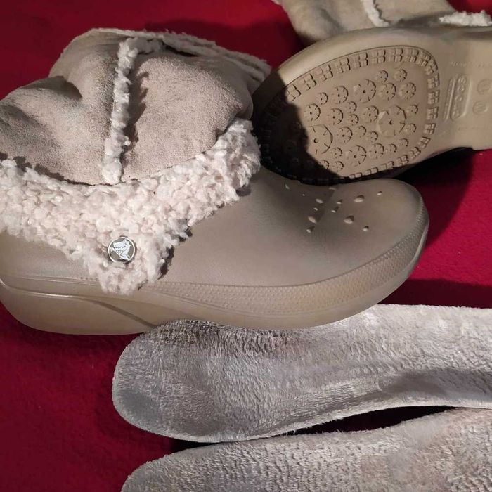 Klapki crocs NADIA Kozaki futro ultralekkie W11 EU 41/42 - 27 cm