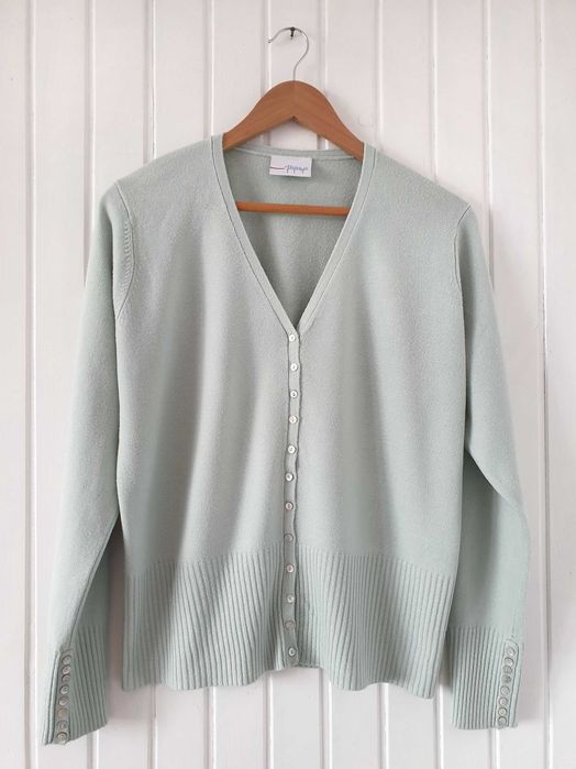 Sweter Kardigan Zapinany W Pastelowym Miętowym Kolorze Elegancki L