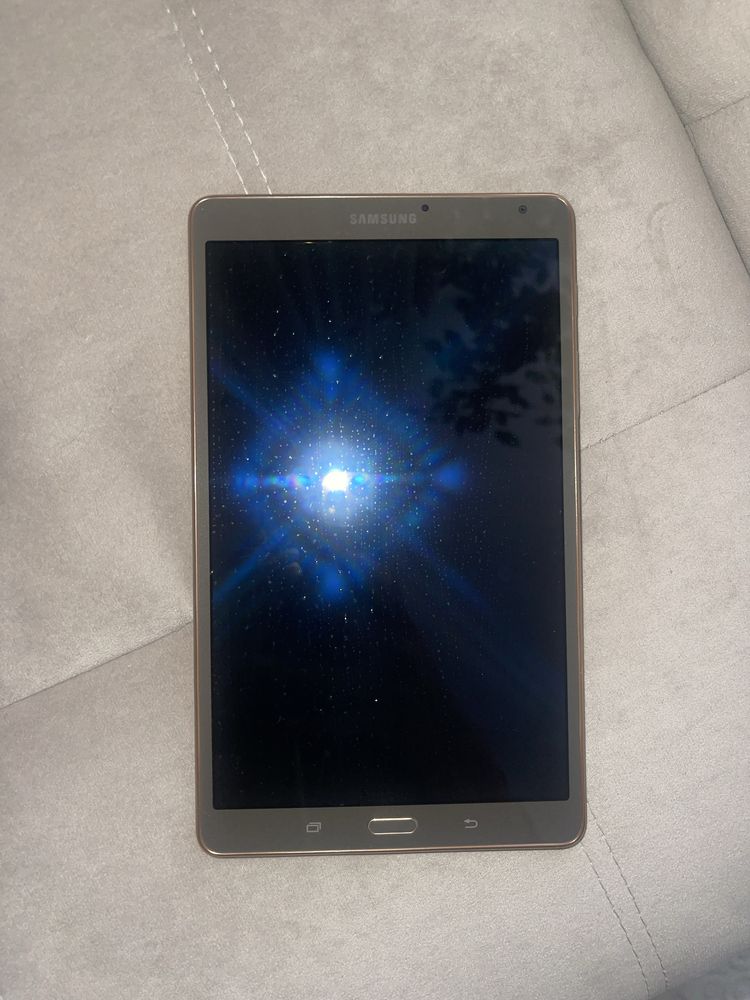 Планшет б/у. Galaxy tab s sm t700