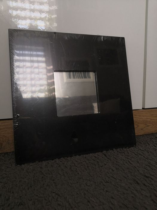 Ikea duża czarna ramka rama lustro.