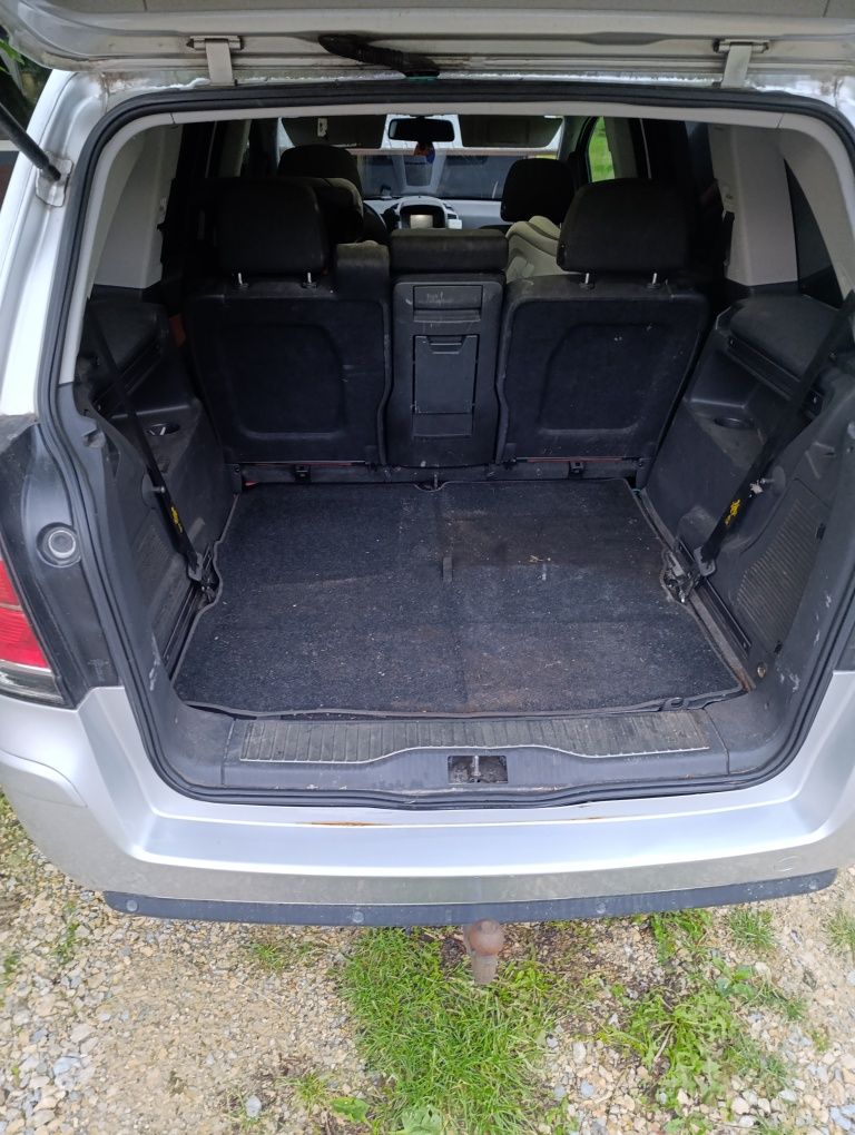 Opel Zafira b automat