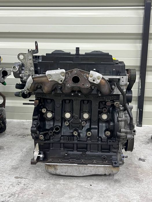 Мотор двигун Renaut Koleos Espase Nissan Qashqai Vivaro Master Traffic