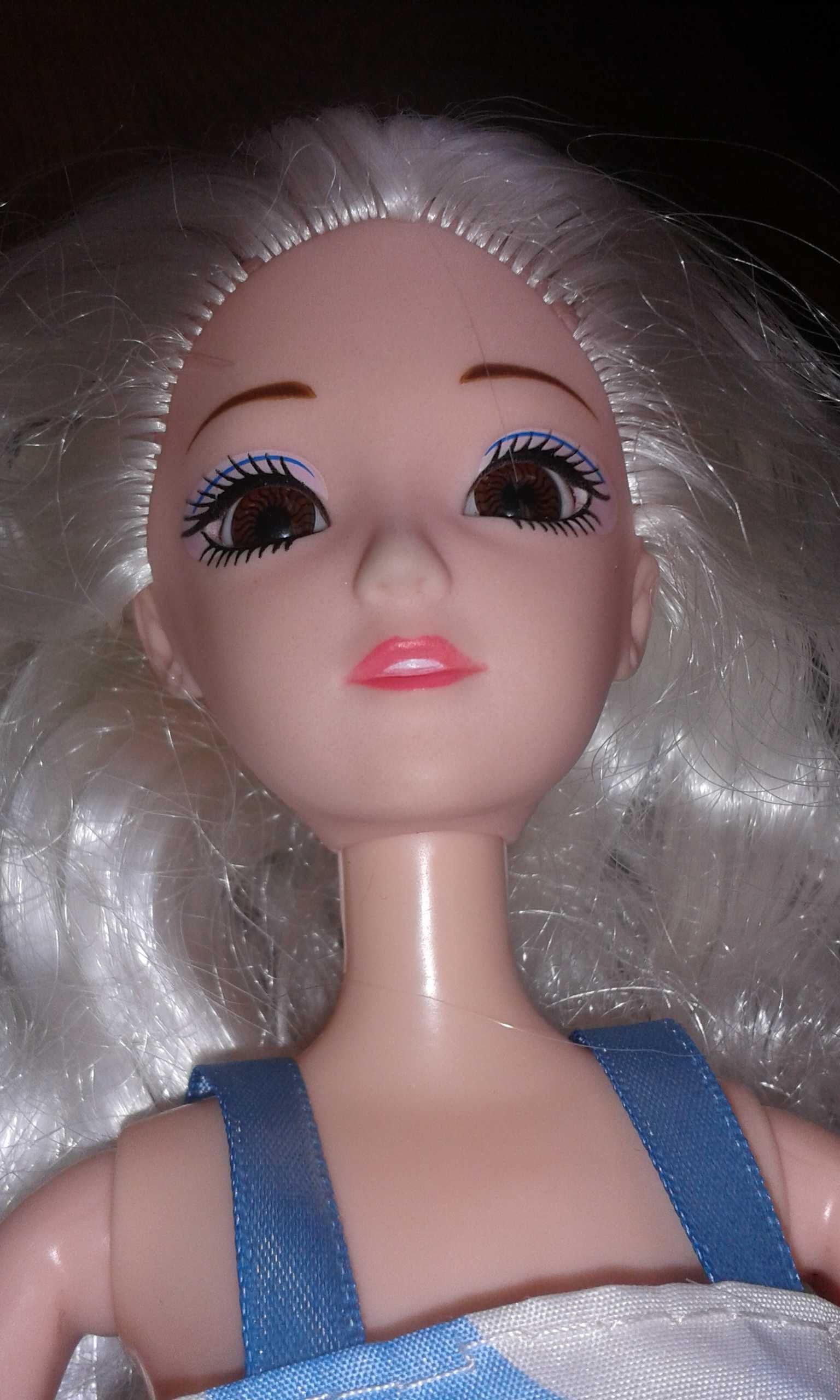 Lalka Barbie z ruszającymi rączkami i nóżkami