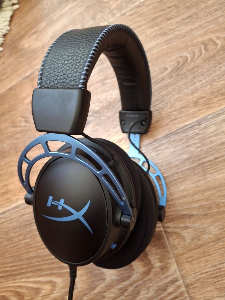 наушники HyperX Cloud Alpha S