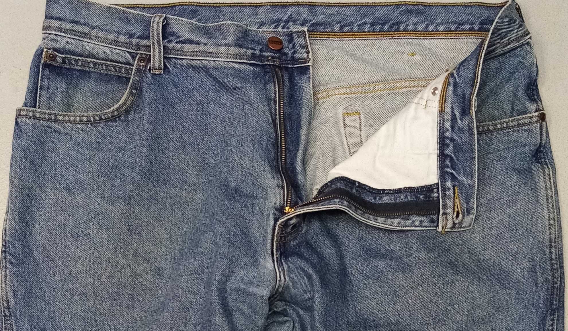 R) WRANGLER oryginalne męskie spodnie jeansowe Roz.40/30