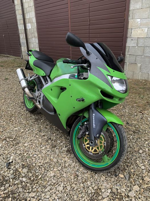 Kawasaki zx-6R ninja