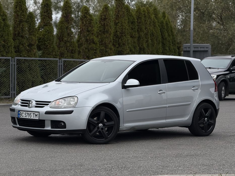 VOLKSWAGEN GOLF V 2005 , 2.0 полный привод , в идеальном состоянии