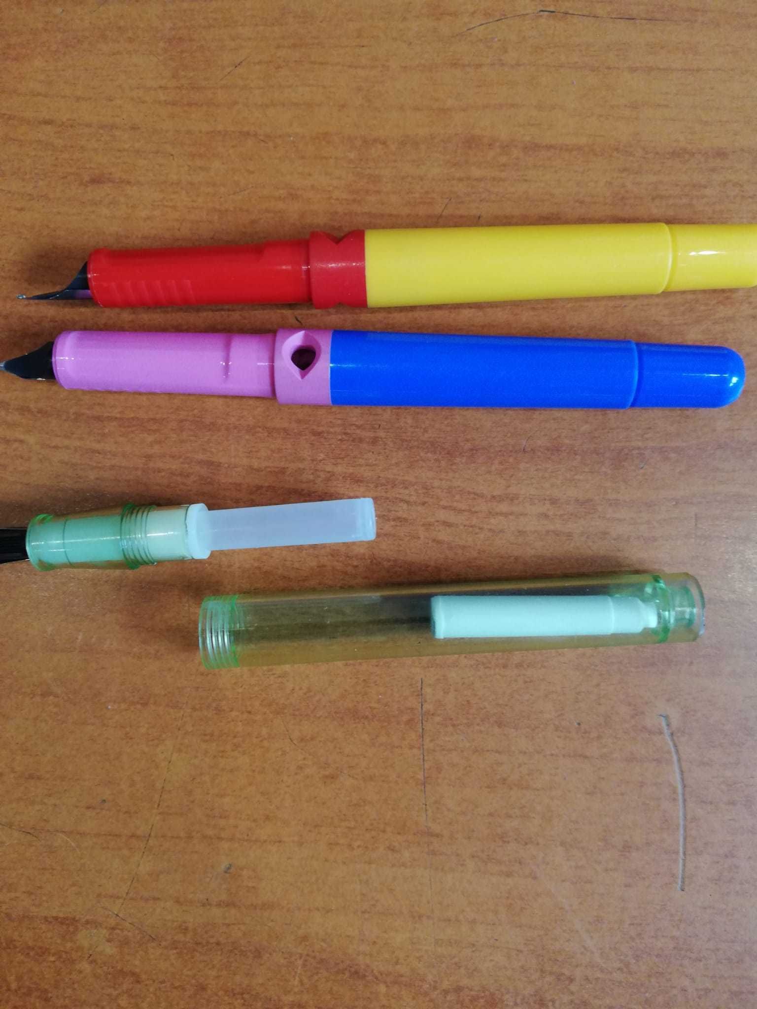 Pióro na naboje ze stalówką nowe 2 sztuki