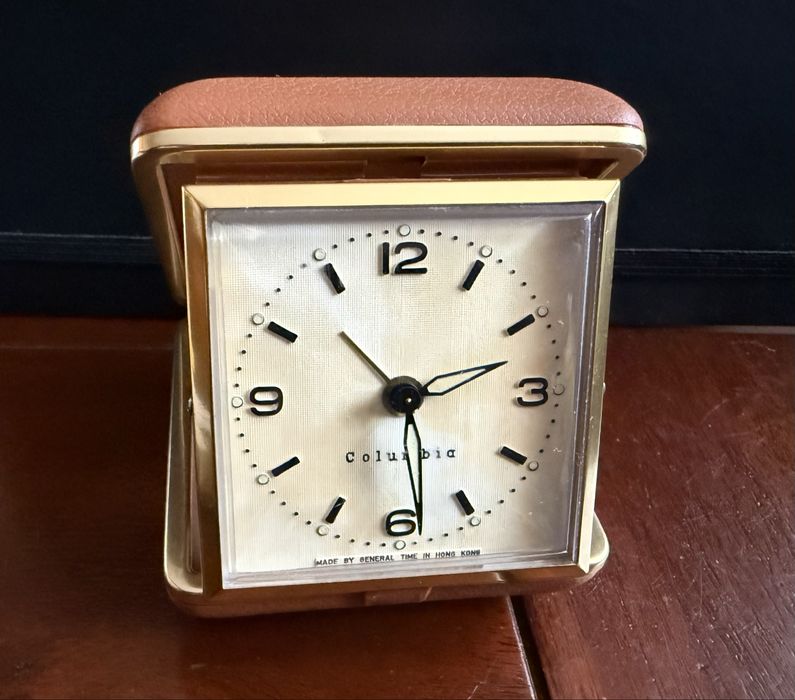 Zegarek podróżny marki Columbia