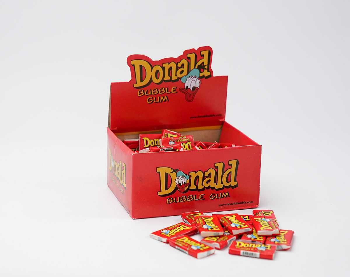 Упаковка жувальних гумок Donald bubble Gum Legendary,  жвачка дональд