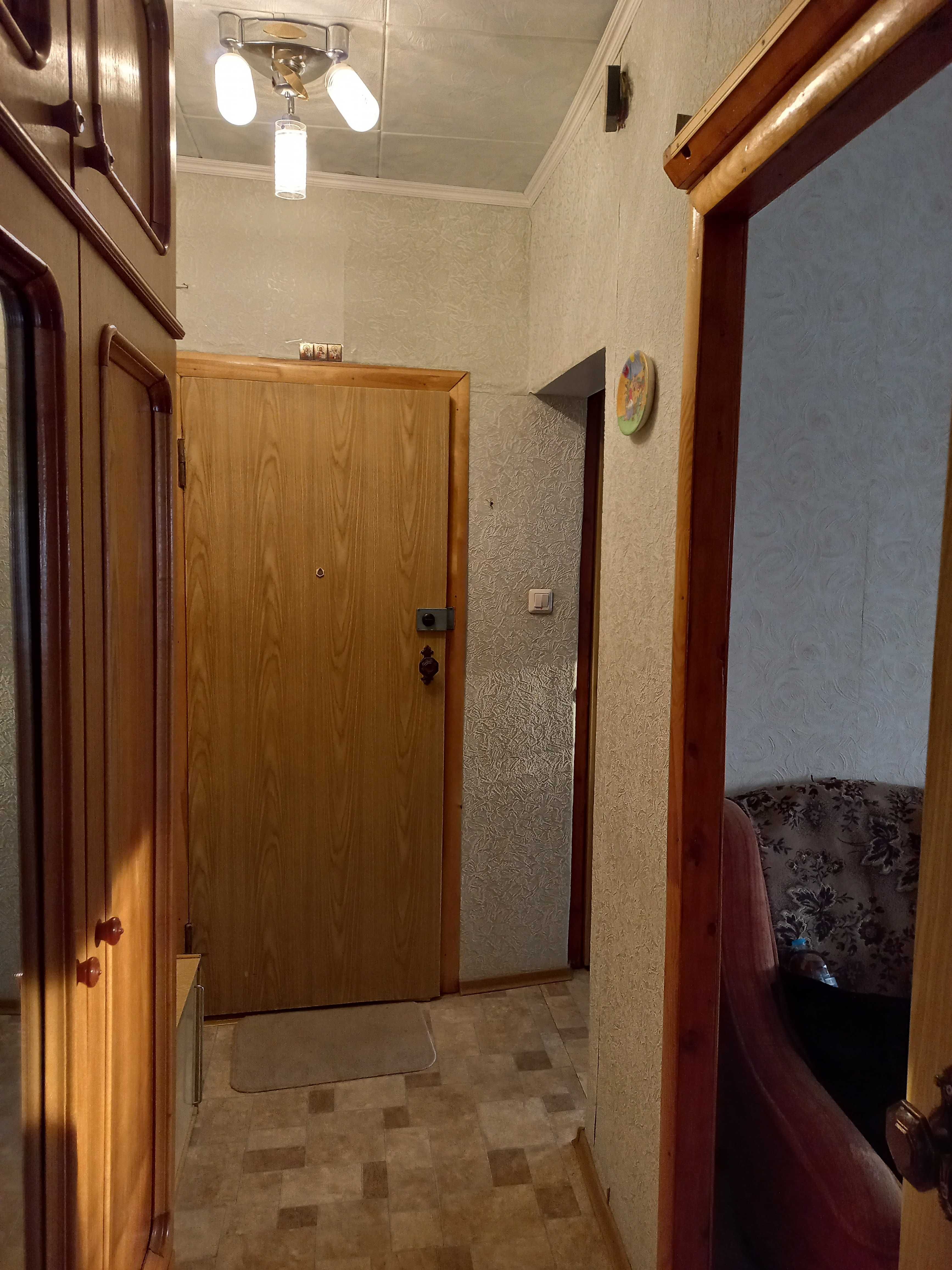 Продам 2-х комнатную к-ру Краматорск, Даманский (Крытый рынок)