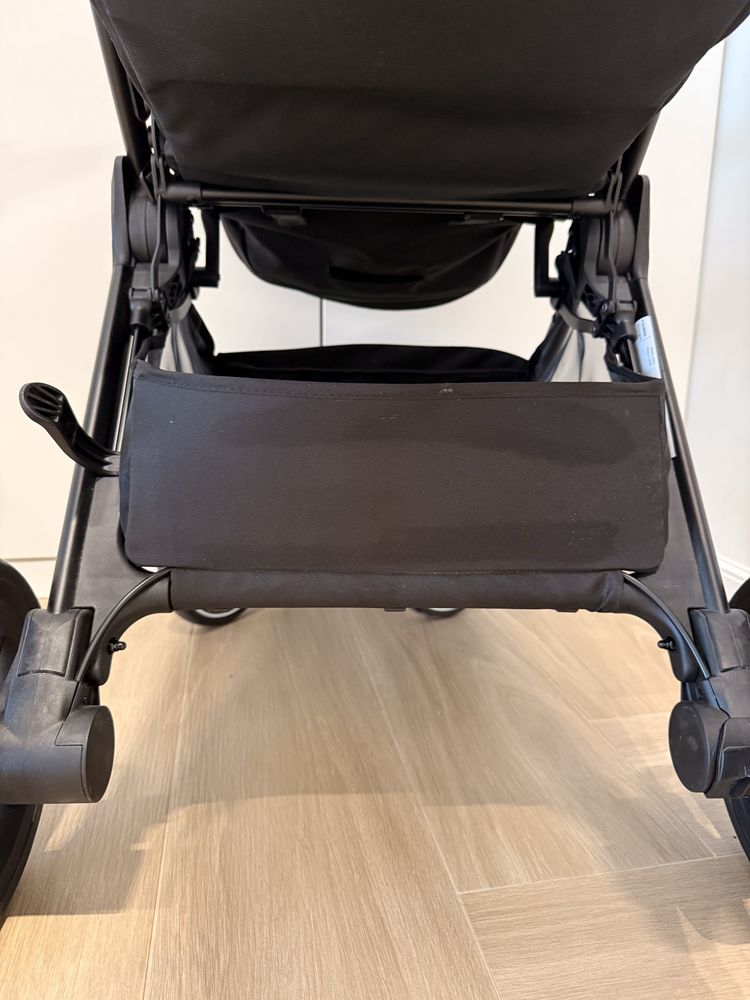 Duży wózek spacerówka Easywalker Jackey2 XL czarny