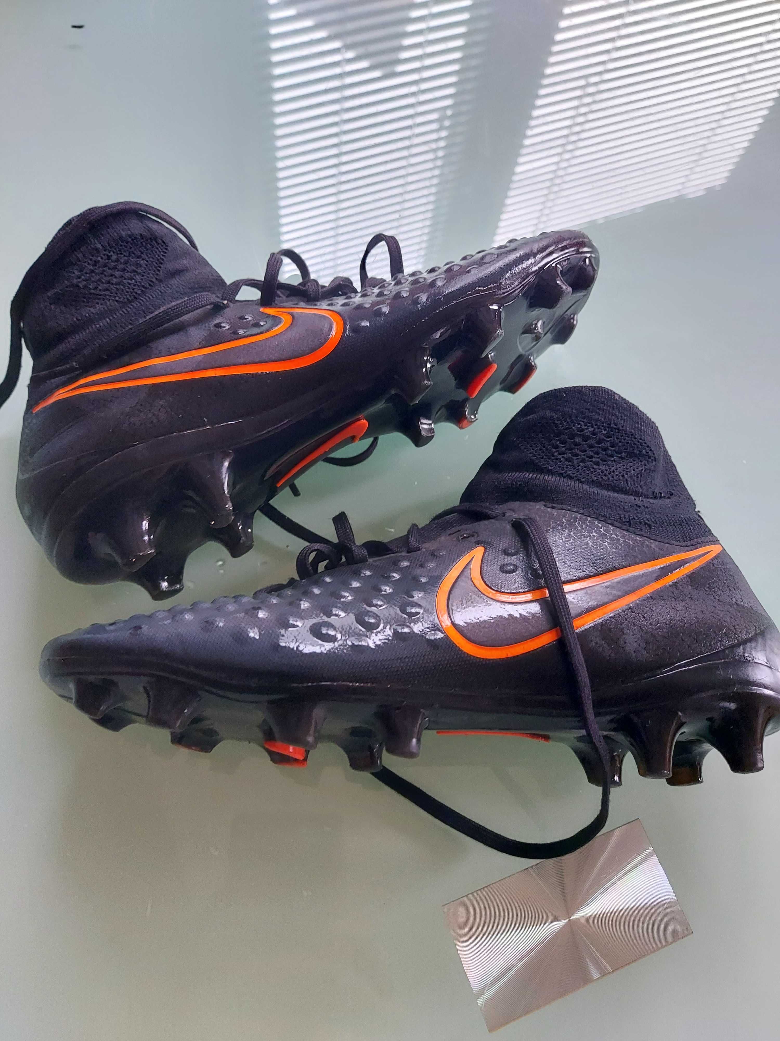 Model~1200 zł Buty korki lanki 37,5 23,5 Nike JR MAGISTA OBRA II FG