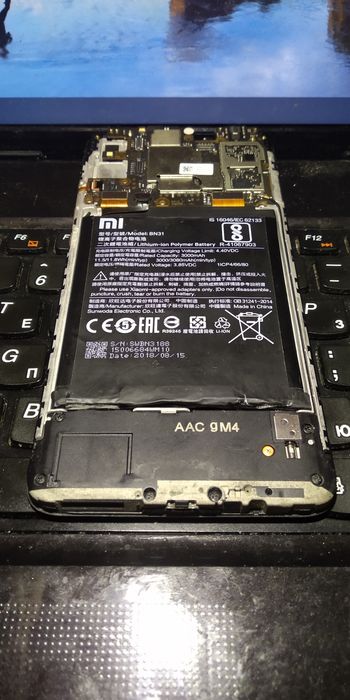 Redmi S2 4/64 (материнская плата) рабочая