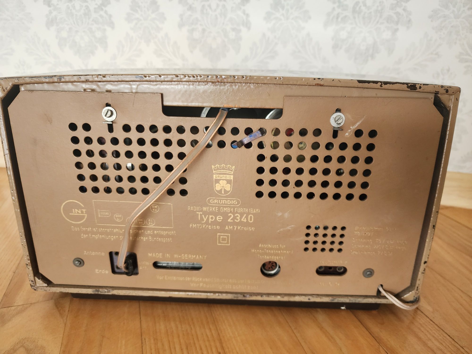 Радіоприймач 1950s Grundig 2340