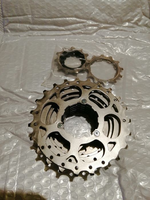 Велосипедна касета 8 швидкостей.