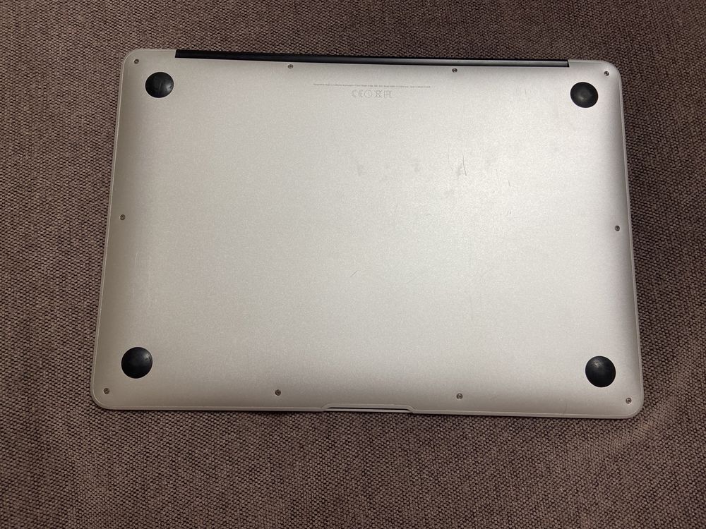 MakBook Air 13 (2015)