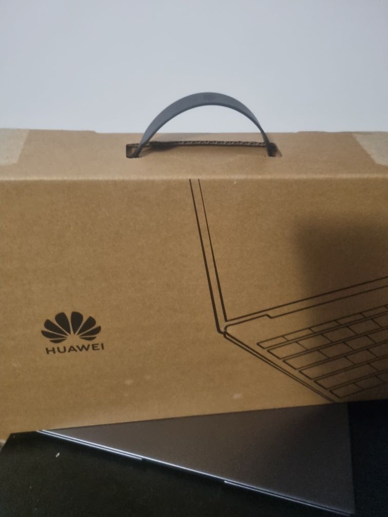 Portátil Huawei Matebook D 14