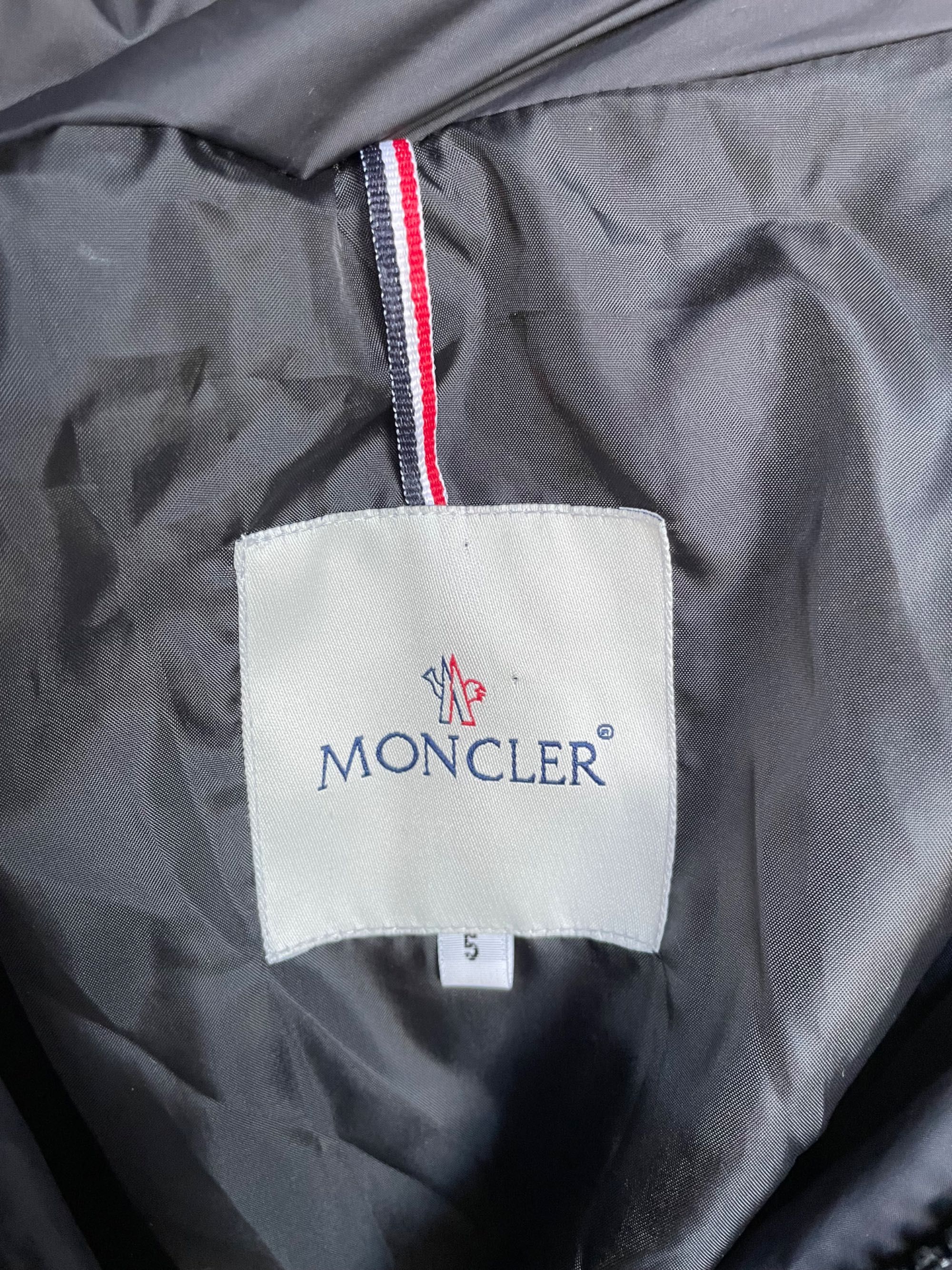 Kurtka puchowa Moncler