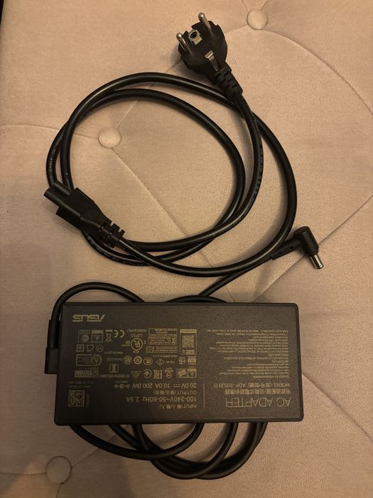 Зарядний пристрій для ноутбука asus